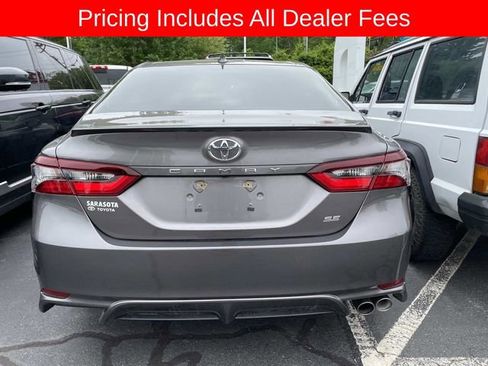 Used 2024 Toyota Camry SE FWD image 3