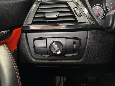 Used 2015 BMW M4 Convertible w/ Executive Package image 32