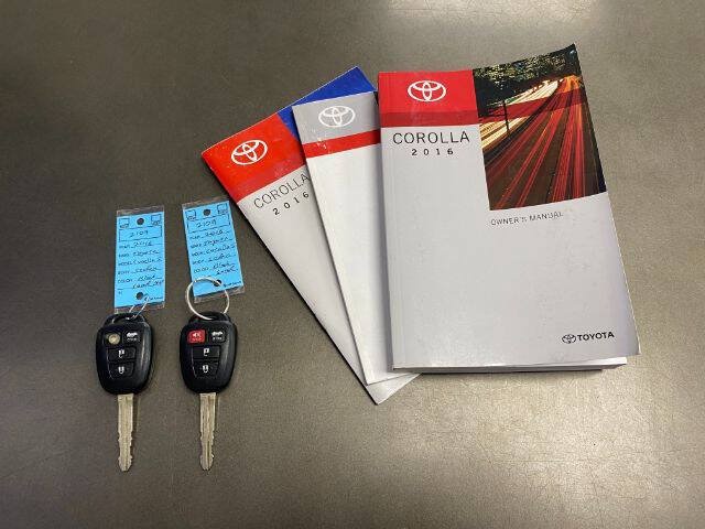 Used 2016 Toyota Corolla S FWD image 27