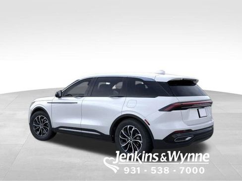 New 2026 Lincoln Nautilus Premier image 4