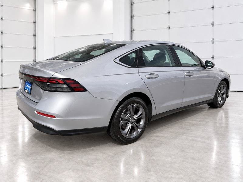 Used 2023 Honda Accord EX image 7