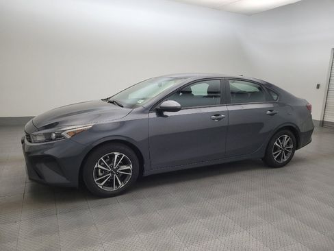 Used 2023 Kia Forte LXS FWD image 2