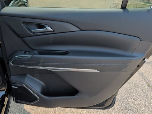 Used 2026 Chevrolet Traverse High Country w/ LPO, Floor Liner Package AWD/4WD image 34