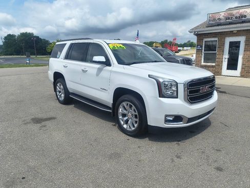 Used 2017 GMC Yukon SLT w/ Open Road Package AWD/4WD image 3