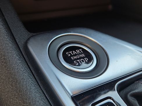 Used 2020 Nissan Sentra SV FWD image 23