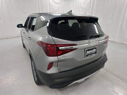 Used 2023 Kia Seltos LX image 5