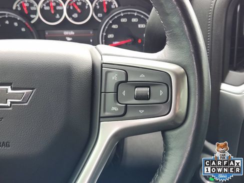 Used 2021 Chevrolet Silverado 1500 LT Trail Boss w/ LPO, Dark Essentials Package AWD/4WD image 28