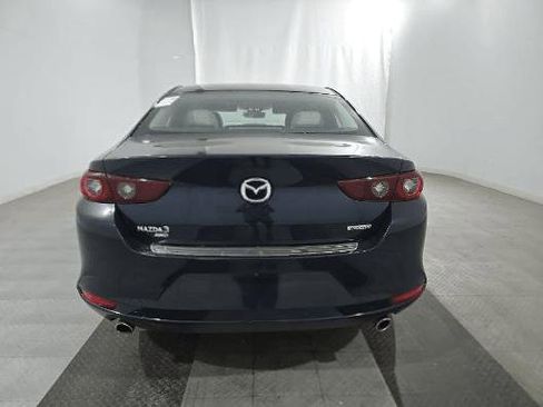 Used 2022 MAZDA MAZDA3 s AWD/4WD image 12