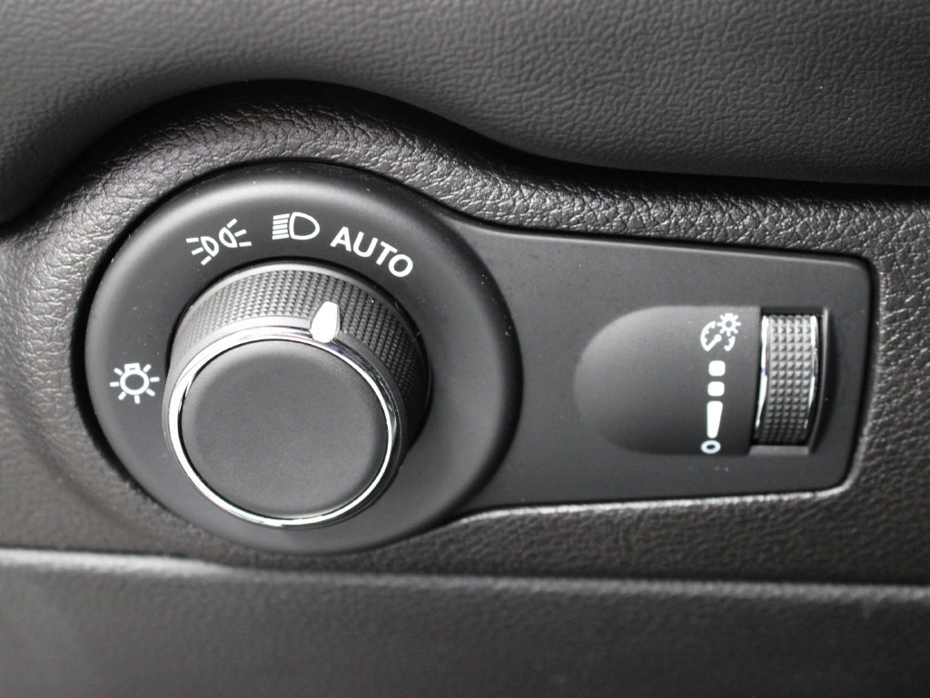 Used 2025 Dodge Durango R/T AWD/4WD image 51