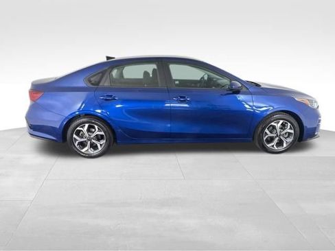 Certified 2021 Kia Forte LXS FWD image 7