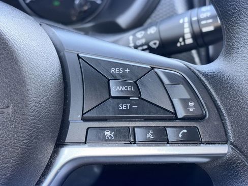 Used 2024 Nissan Kicks SV FWD image 19