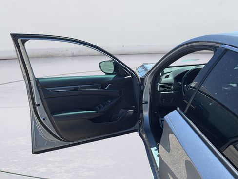 Used 2021 Honda Accord Sport image 20