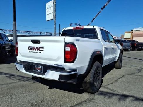 Used 2026 GMC Canyon Elevation w/ Convenience Package image 2