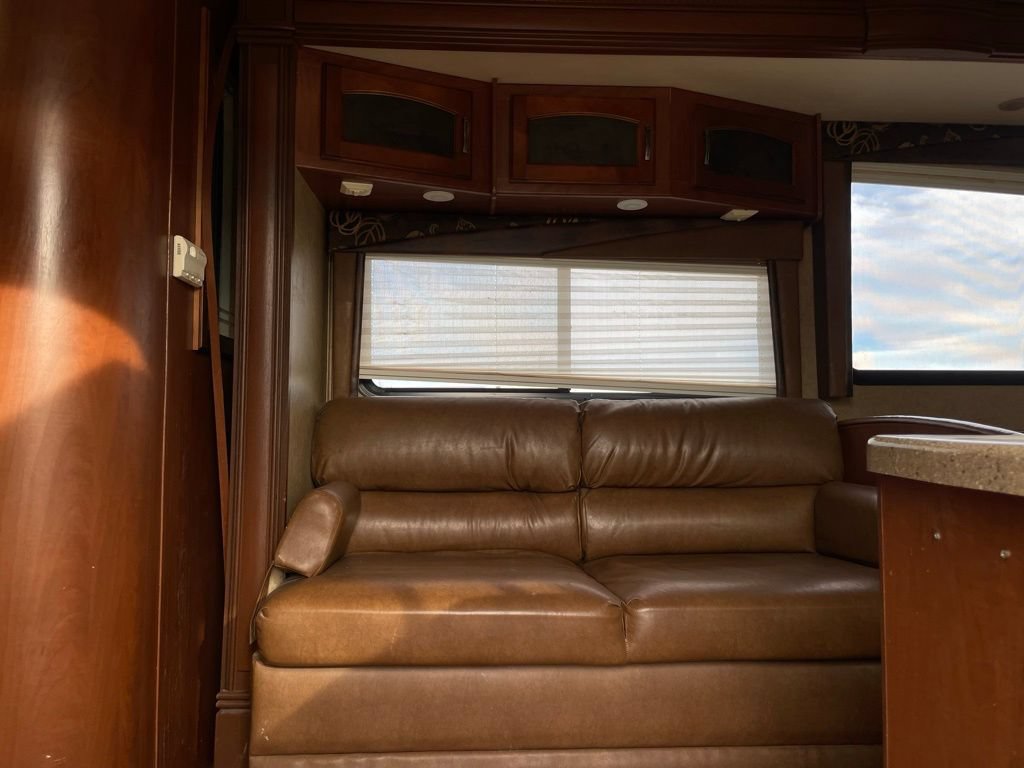 Used 2013 Ford E-450 and Econoline 450 Super Duty w/ Motorhome Prep Pkg RWD image 36