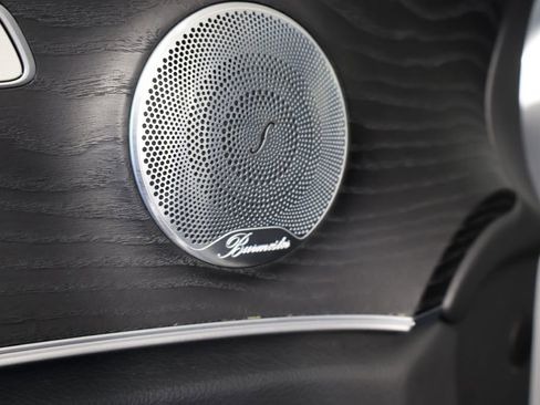 Used 2017 Mercedes-Benz E 300 4MATIC image 26