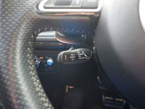 Used 2017 Audi RS 7 Prestige w/ Carbon-Optic Package image 22