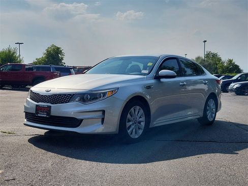 Used 2016 Kia Optima EX image 8