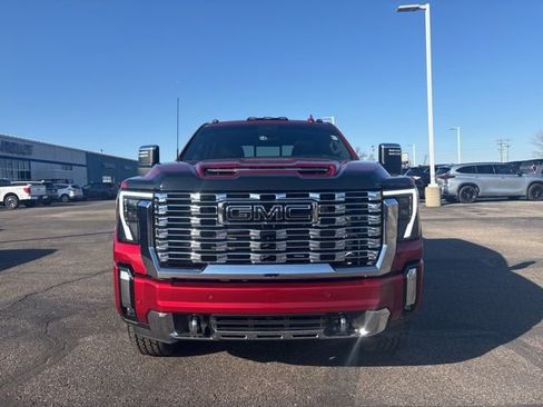 Used 2024 GMC Sierra 3500 Denali w/ Denali Reserve Package image 8