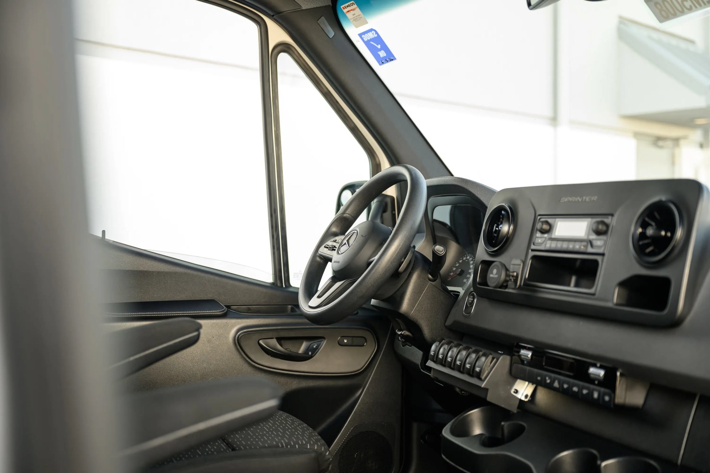 Used 2021 Mercedes-Benz Sprinter 2500 image 36