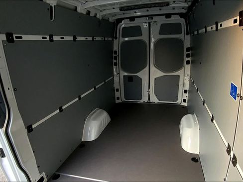 Certified 2025 Mercedes-Benz Sprinter 2500 image 13