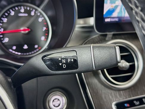 Used 2019 Mercedes-Benz C 300 4MATIC Sedan image 16