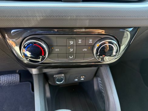 New 2026 Chevrolet TrailBlazer LT w/ Midnight Edition AWD/4WD image 28
