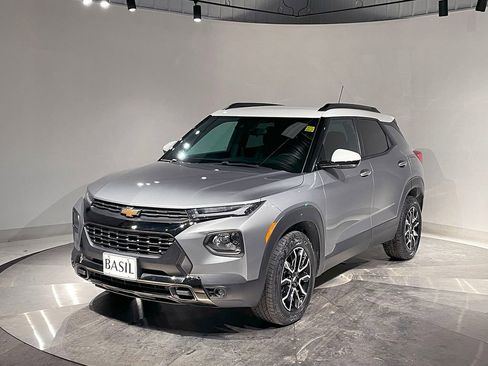 Used 2023 Chevrolet TrailBlazer ACTIV image 8