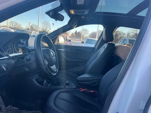 Used 2018 BMW X1 xDrive28i image 9
