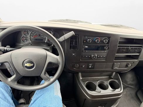 Used 2024 Chevrolet Express 2500 Work Van w/ Driver Convenience Package image 10