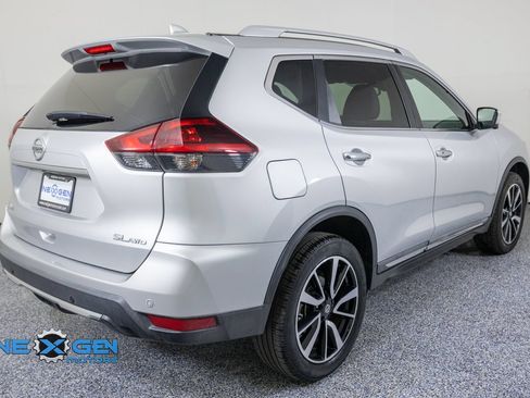 Used 2020 Nissan Rogue SL AWD/4WD image 7