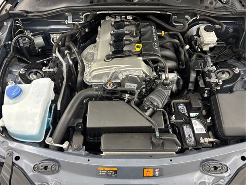 Used 2021 MAZDA MX-5 Miata RF Grand Touring RWD image 28