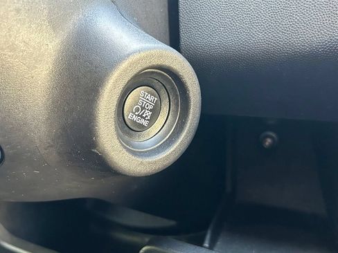 Used 2023 RAM ProMaster 2500 FWD image 40