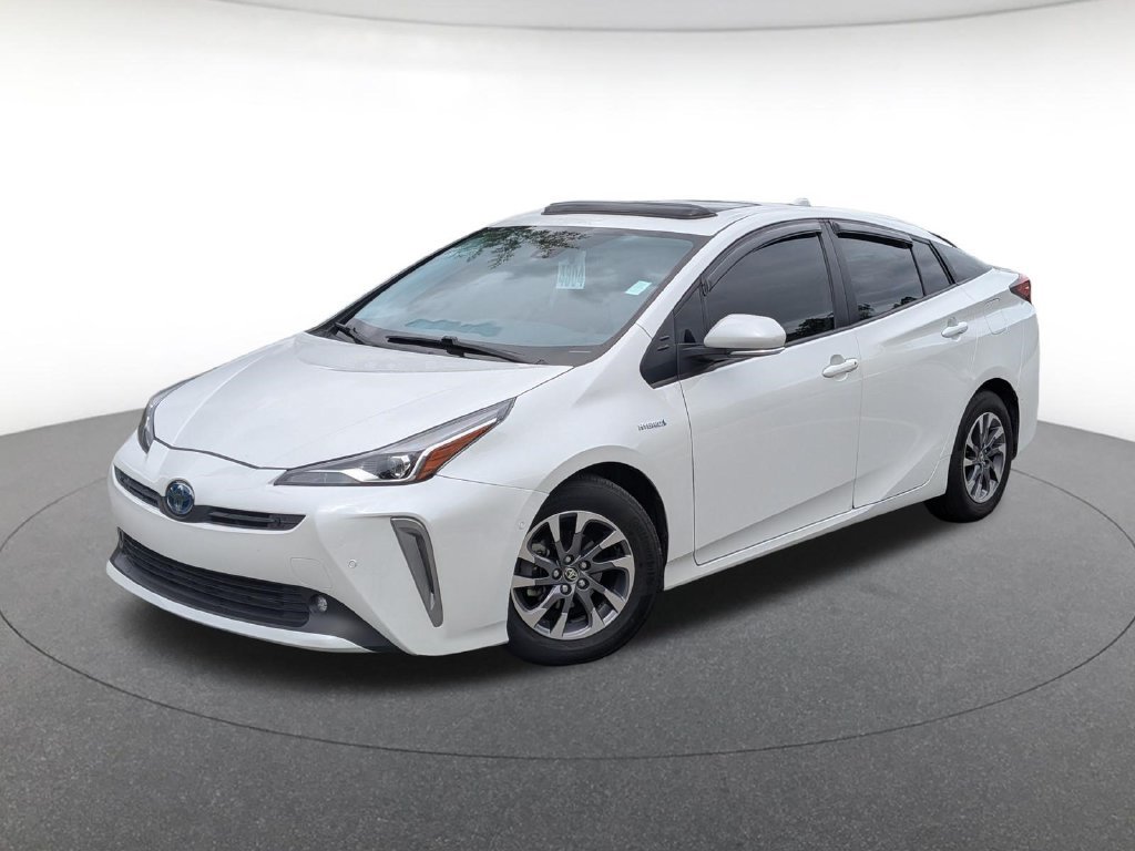 Used 2022 Toyota Prius Limited w/ Premium Convenience Package FWD image 1