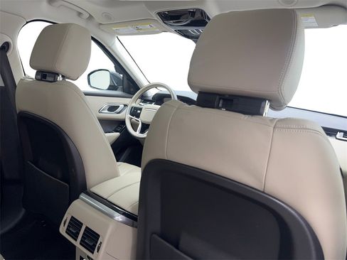 Used 2022 Land Rover Range Rover Velar R-Dynamic S image 42