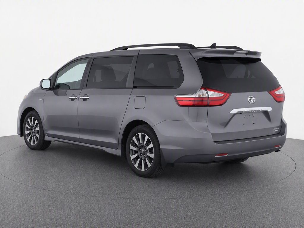 Used 2019 Toyota Sienna Limited Premium AWD/4WD image 3
