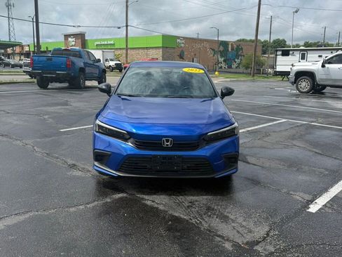 Used 2022 Honda Civic Sport image 4