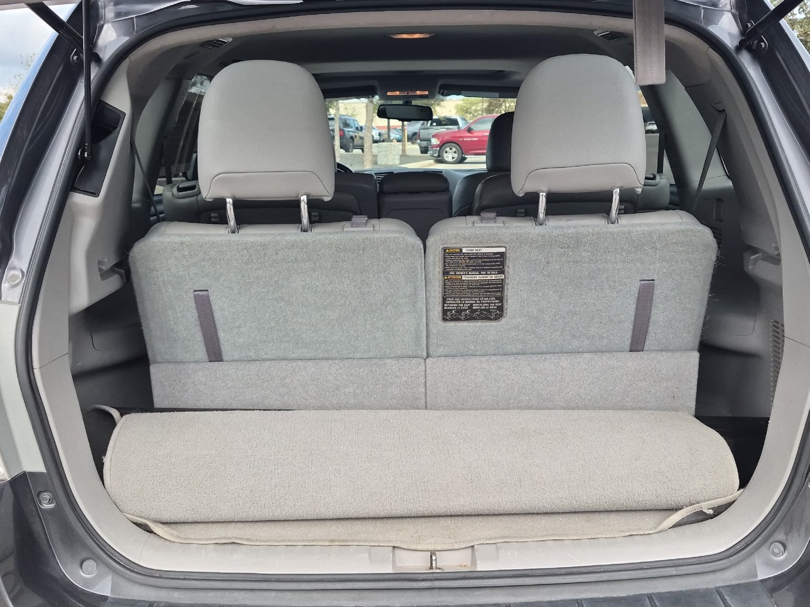 Used 2011 Toyota Highlander SE FWD image 15