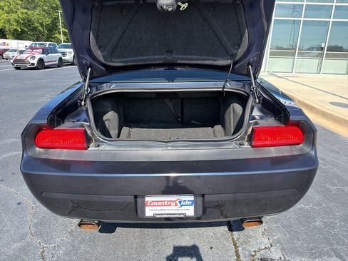 Used 2012 Dodge Challenger R/T RWD image 9