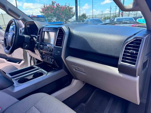 Used 2016 Ford F150 XLT w/ Equipment Group 302A Luxury AWD/4WD image 18