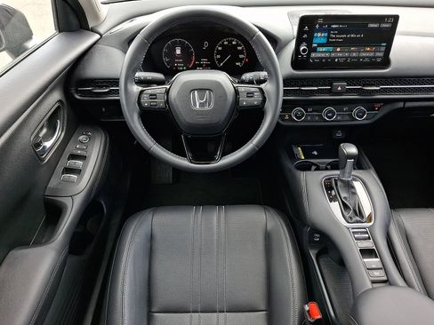 Used 2024 Honda HR-V EX-L image 12