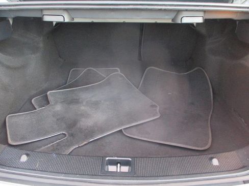 Used 2013 Mercedes-Benz C 300 4MATIC Sedan image 13