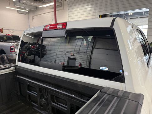 Used 2014 RAM 2500 Longhorn w/ Convenience Group AWD/4WD image 23