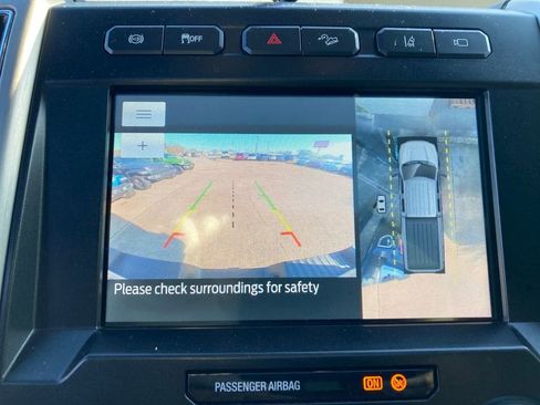 Used 2020 Ford F350 Platinum w/ FX4 Off-Road Package image 21