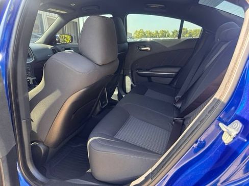 Used 2019 Dodge Charger Scat Pack RWD image 11