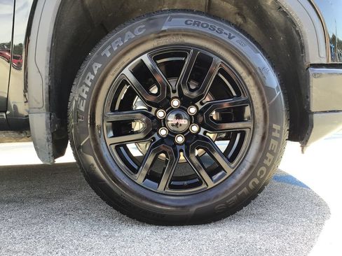 Used 2022 GMC Sierra 1500 Elevation AWD/4WD image 16