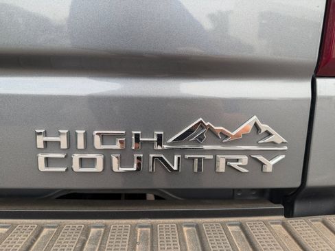 Used 2021 Chevrolet Silverado 1500 High Country w/ Technology Package AWD/4WD image 28