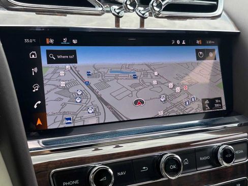 New 2025 Bentley Bentayga Extended Wheelbase image 45