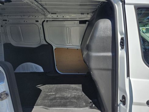 Used 2022 Ford Transit Connect XLT FWD image 22