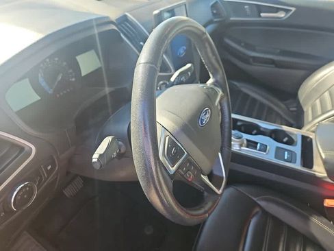 Certified 2024 Ford Edge SEL AWD/4WD image 9