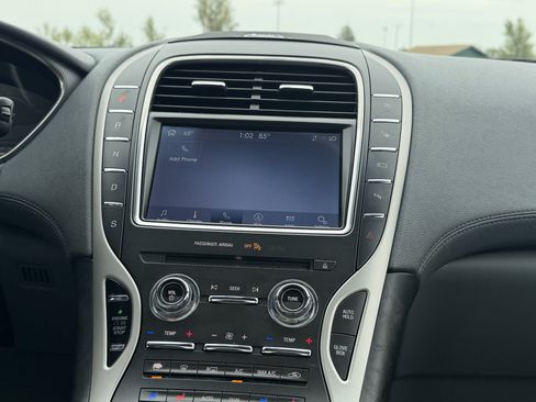 Used 2020 Lincoln Nautilus Reserve w/ Equipment Group 201A FWD image 43